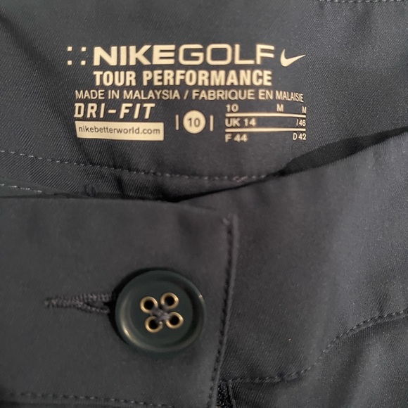 Womens Nike Golf Capris sz 10 - Picture 3 of 3